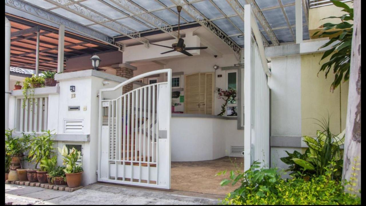 Nautilus Bay Home Inn จอร์จทาวน์ ภายนอก รูปภาพ