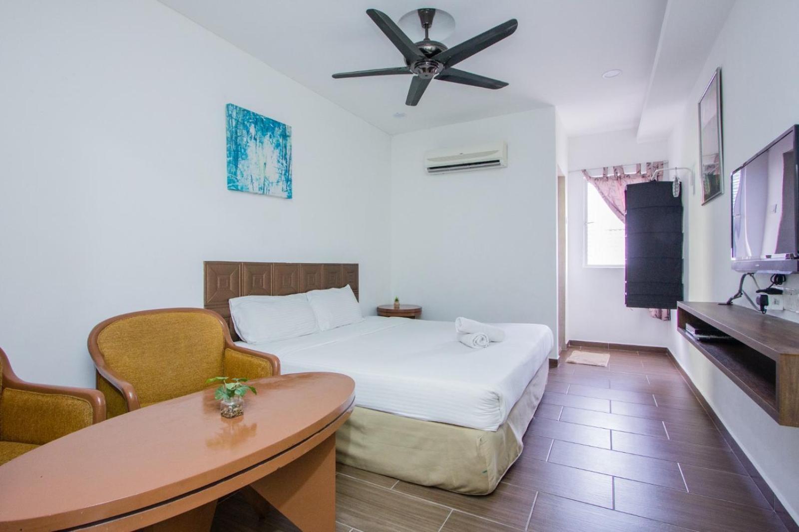 Nautilus Bay Home Inn จอร์จทาวน์ ภายนอก รูปภาพ